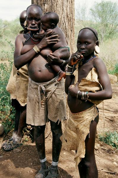 Famiglia, Mursi, Trib          Valle dell'Omo, Konso, fotografia, etnica, scarificazione