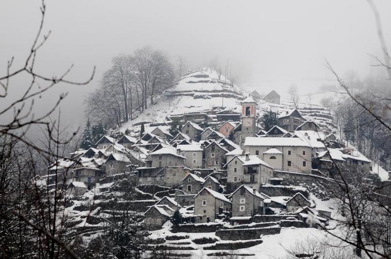 Corippo snow Ticino