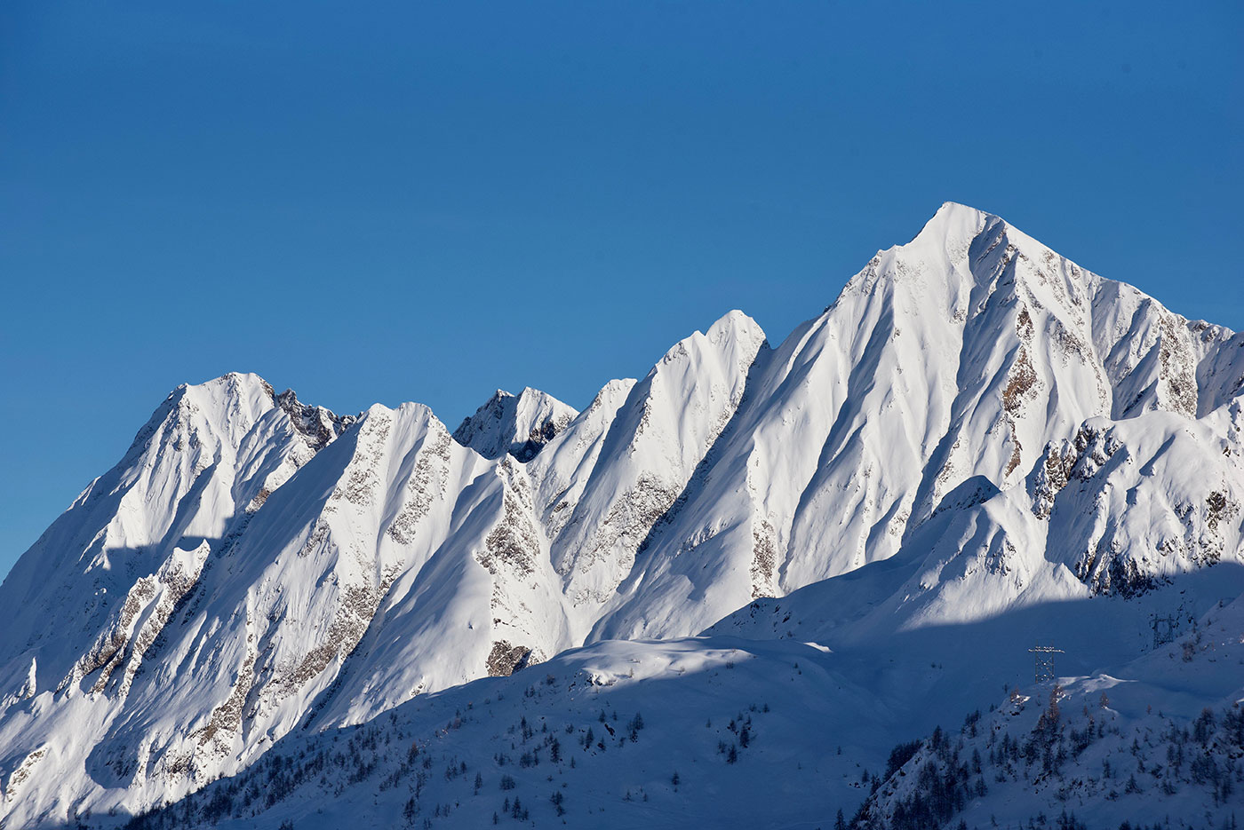 Val Bedretto, Ticino, inverno, neve, bosco